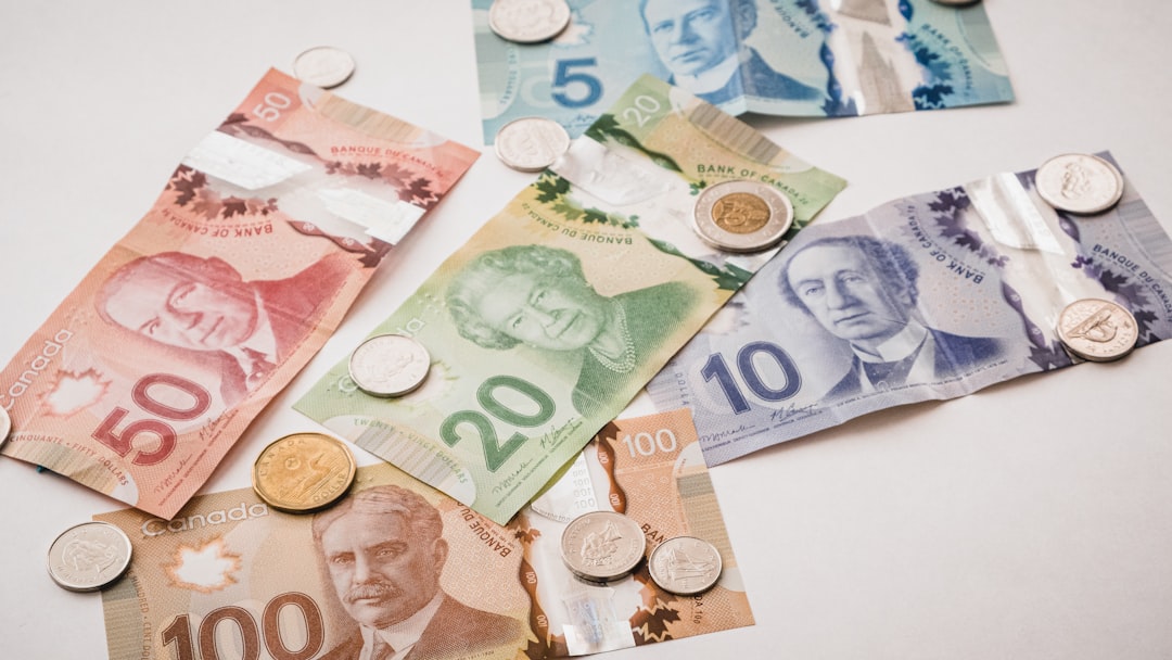 Financial literacy tips for Canada
